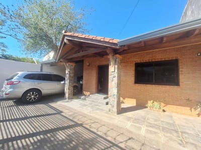 VENDO CASA EN ASUNCION EN RECOLETA