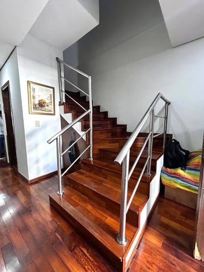 VENDO AMPLIA CASA EN YCUA SATI 