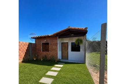 DUPLEX EN LIMPIA A ESTRENAR ZONA SHOPPING
