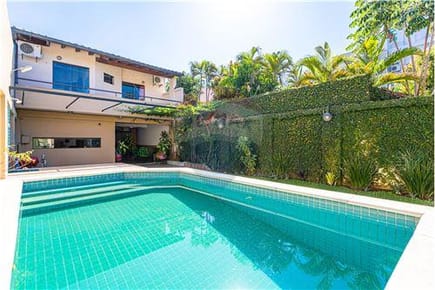 Vendo Casa de 4 habitaciones con Piscina en Asunción Salvador del Mundo
