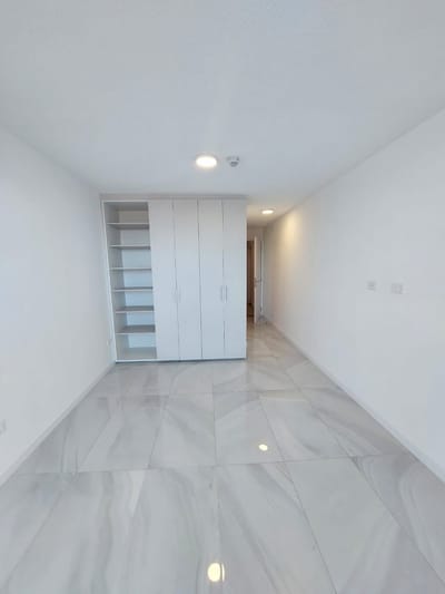 EN ALQUILER | VENTA MONOAMBIENTE CON COCHERA EN CONJUNTO RESIDENCIAL SURUBI’I 