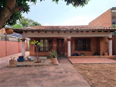 Casa - Venta Sobre Av. Américo Picco -villa Elisa 