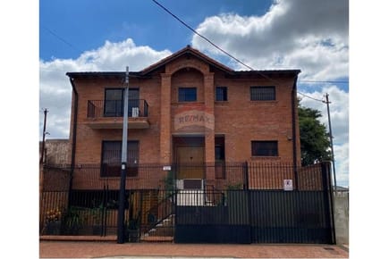 Casa venta Los Laureles Asunción 