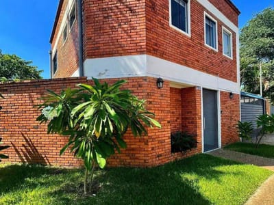 VENDO DÚPLEX EN ESQUINA EN BO. SAN JORGE ASUNCIÓN