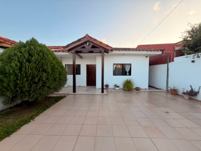 Casa De 5 Dormitorios En Venta Zona Sur