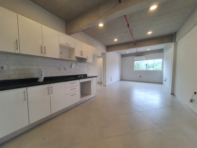 ALQUILO DEPTO. DE 2 DORM. 79,3m2 - ZONA CENTRICA DE LUQUE
