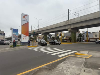 LOCAL COMERCIAL EN AVENIDA VSURCO