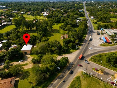Tinglado de 180 m² en venta, Ypané, calle Héroes de Ytororó, terreno de 933 m²