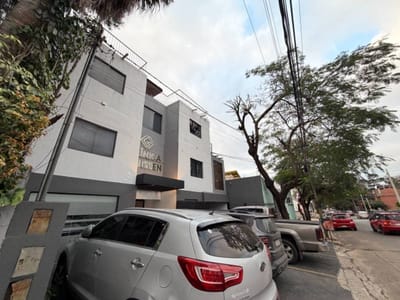 OFICINAS CORPORATIVAS Y CONSULTORIOS