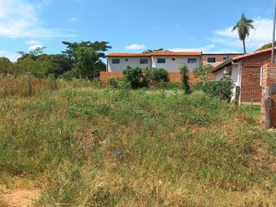 EN VENTA TERRENO EN LUQUE, BARRIO CAÑADA GARAY 