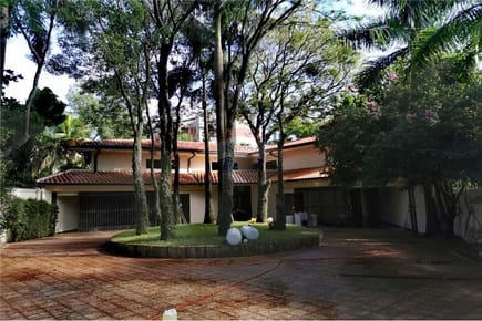Residencia venta Los Laureles Asunción 