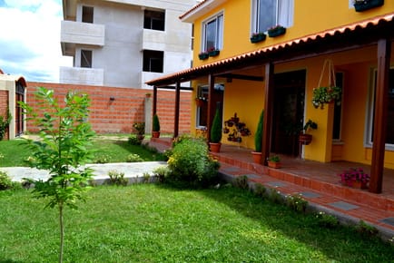 P64 CASA EN VENTA - VILLA ANGELICA 