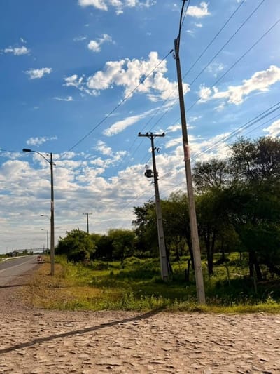 EN VENTA Terreno de 13,88 hectáreas sobre ruta en CHACO´I