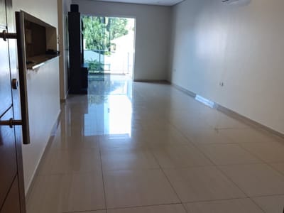 ALQUILO DEPARTAMENTO DE 2 DORMITORIOS EN LOS LAURELES, EDIFICIO LA ALAMEDA