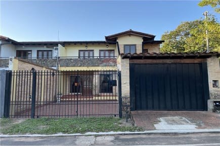 VENDO DUPLEX EN ITA ENRAMADA - Costanera SUR