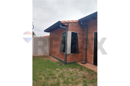 Vendo Chalet en Barrio Cerrado La Caoba en Limpio
