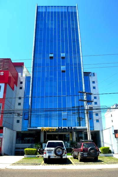 Departamento de 3 dormitorios en venta o alquiler Avenida Alemana 4to anillo
