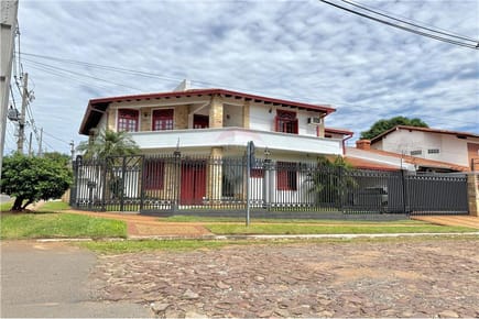 Vendo hermosa residencia en Fernando de la Mora 