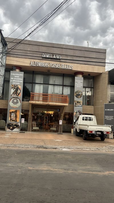 SUPER BUENA UBICACION!! alquilo LOCAL COMERCIAL EN PASEO CARMELITAS - 20.000 USD (y también vendo)
