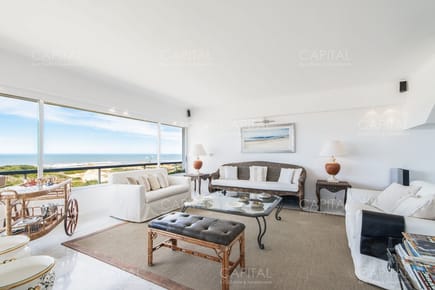 Alquiler Apartamento Frente al Mar Tres Dormitorios y Servicio
