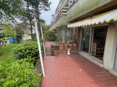 Departamento estilo casa en zona Aidy Grill cerca de todo