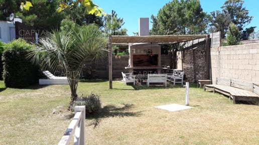 la barra casa de tres dormitorios