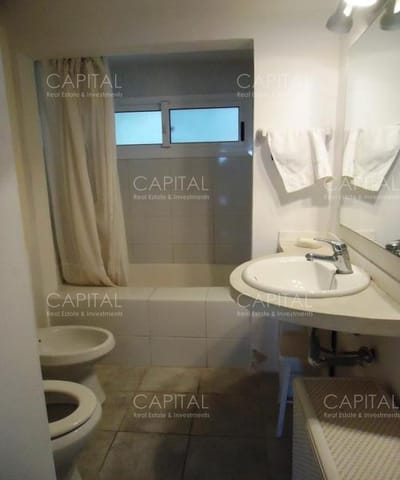 Casa en La Barra a pocas cuadras de mar con 5 dormitorios
