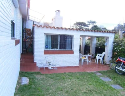 Casa en Alquiler de Tres Dormitorios