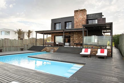 Casa Sobre el Mar Santa Monica - Jose Ignacio