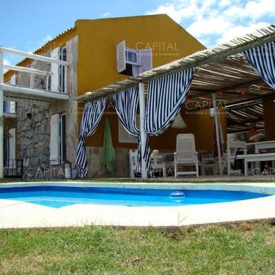 Cómoda Casa en Venta en Manantiales, Punta del Este