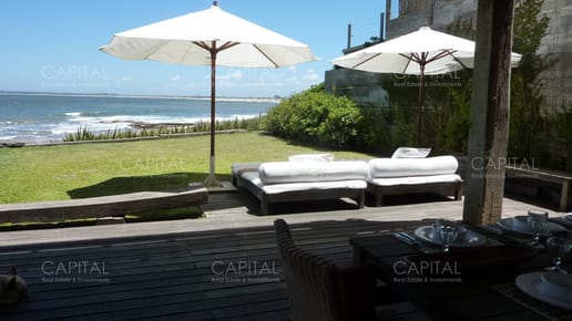 Exclusiva Casa con Inigualable ubicación sobre la Playa en Jose Ignacio