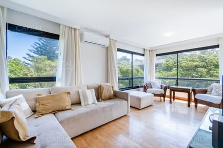 Moderno Apartamento de Tres Dormitorios en Primera Linea, Playa Brava