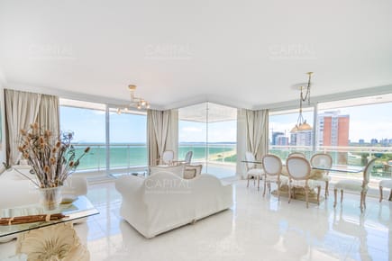 Coral Tower Esquinero frente al Mar Punta del Este Apartamento en Venta