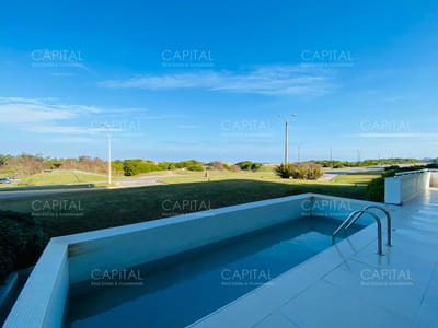 Apartamento de Lujo Frente Playa Brava Punta del Este
