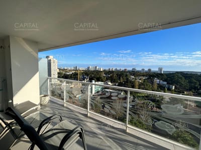 Apartamento en Venta de 2 dormitorios en Av. Roosevelt , Punta del este