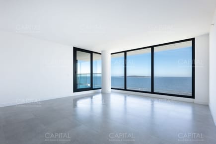 Venetian de dos dormitorios piso alto en venta