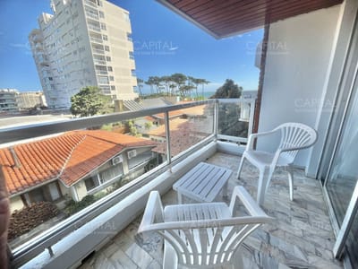 APartamento en alquiler de temporada primera línea playa mansa