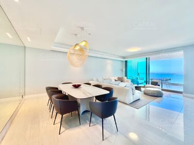 Fendi de tres dormitorios en alquiler primera fila en playa mansa Punta del Este