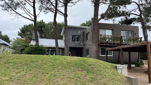 Exclusiva residencia en Pinar del Faro