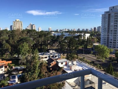 Jardines de la sierra de un dormitorio en venta