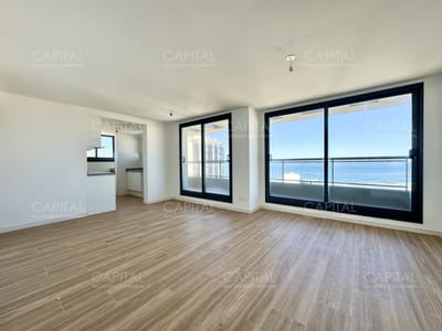 Unidad en venta de dos dormitorio con vista al mar, Playa Brava, Punta del Este