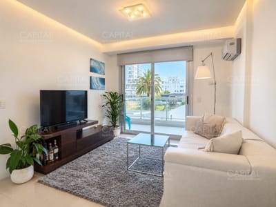 Departamento en Alquiler en Playa Brava, Punta del Este