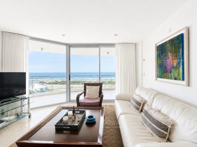 Apartamento 3 dormitorios con vista al Mar en playa Brava