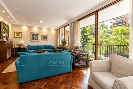 Apartamento en venta de tres dormitorios y dependencia en zon Villa Biarritz - Punta Carretas
