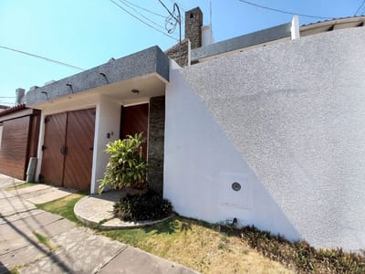 Casa elegante en anticretico 