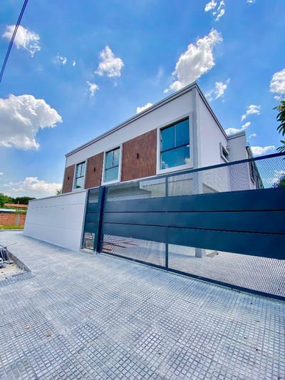 TU HOGAR DE ENSUEÑO EN VILLA ADELA LUQUE 