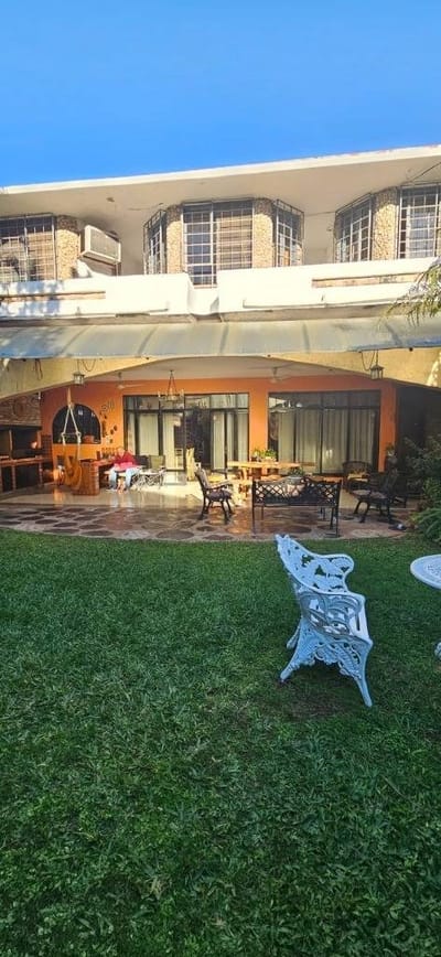 EN VENTA CASA Residencia Barrio San Jorge - ASUNCION, zona Colegio Goethe