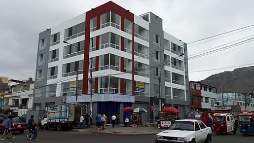 ALQUILO LOCAL EN EL RIMAC AL COSTADO DEL MERCADO CIUDAD Y CAMPO