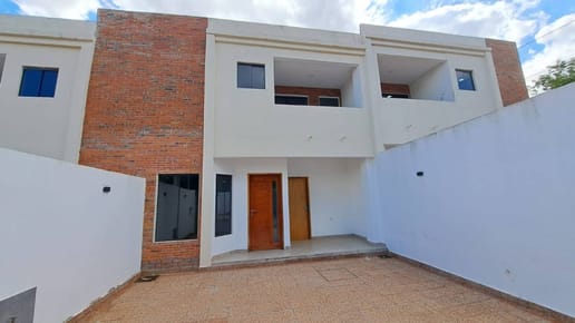Dúplex con quincho zona Yacht y Av. Perón | Itá Enramada