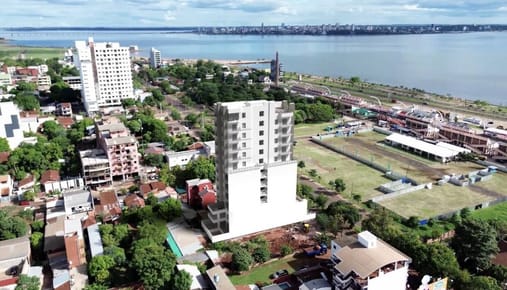 VENDO DPTO EN ENCARNACIÓN EDIFICIO MAREA DEL PARANÁ